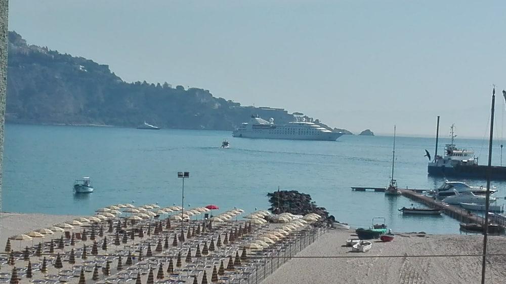 Kalaskiso' Giardini-Naxos Kültér fotó