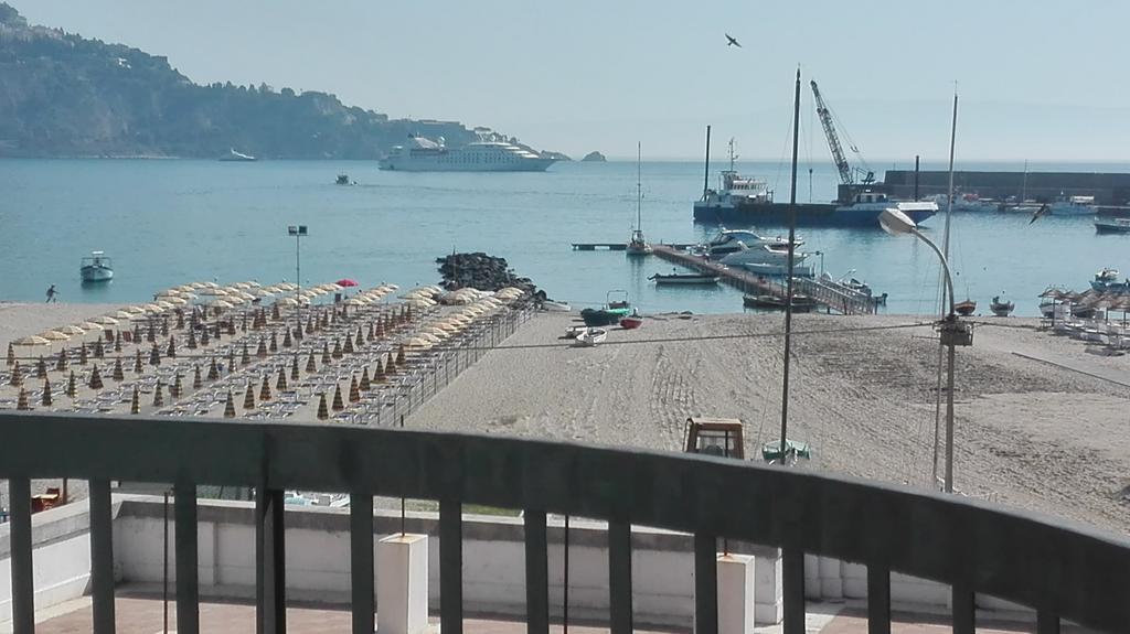 Kalaskiso' Giardini-Naxos Kültér fotó